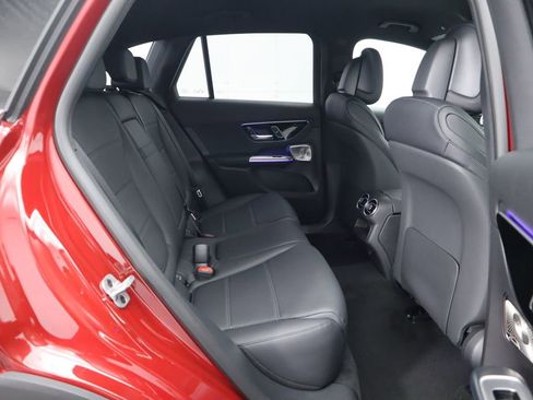 Certified 2025 Mercedes-Benz GLC 300 image 23