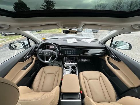 Used 2023 Audi Q7 3.0T Prestige image 13