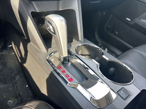 Used 2013 GMC Terrain SLT image 16