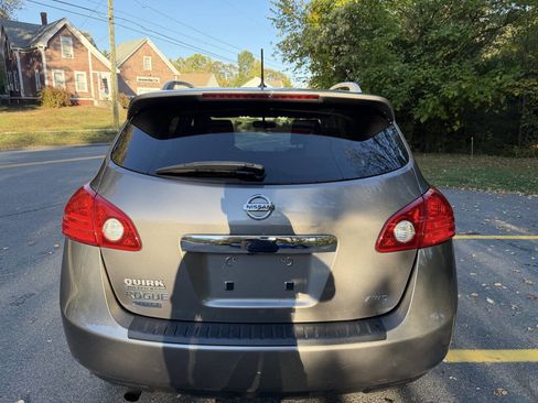 Used 2015 Nissan Rogue S w/ Convenience Package image 5
