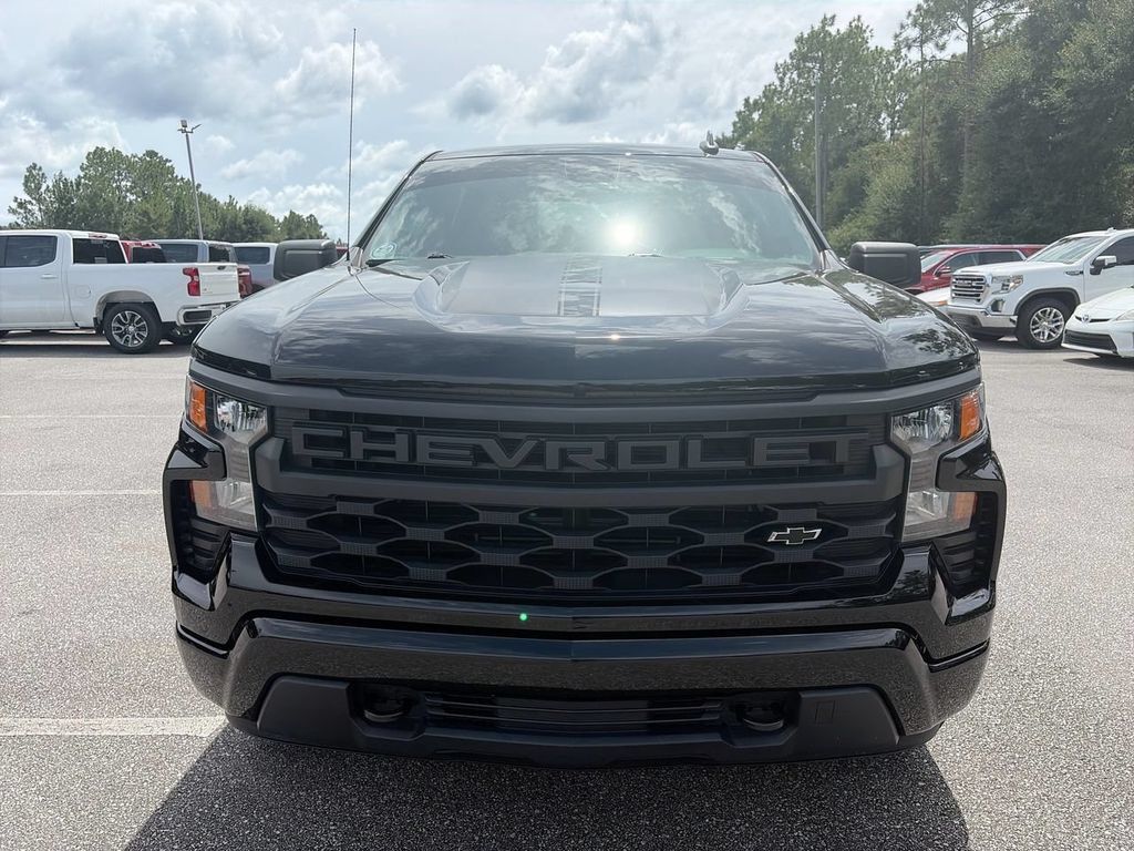 Used 2023 Chevrolet Silverado 1500 Custom w/ Rally Edition RWD image 2