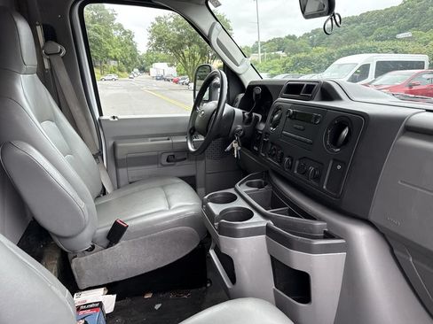 Used 2019 Ford E-350 and Econoline 350 Super Duty w/ Power Windows & Locks Group RWD image 20