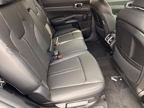 New 2026 Kia Sorento EX FWD image 17