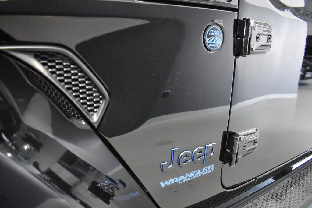 Used 2022 Jeep Wrangler Unlimited Sahara AWD/4WD image 41