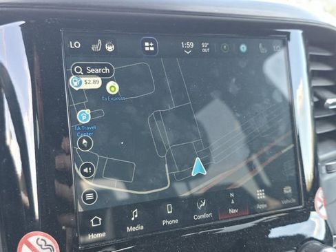 Used 2024 RAM 1500 Laramie image 18