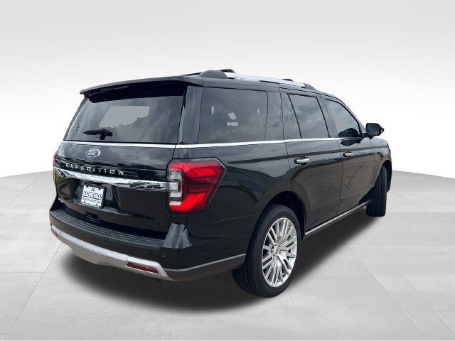 Used 2024 Ford Expedition Limited RWD image 10