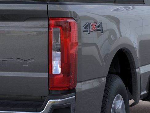 New 2026 Ford F350 XLT AWD/4WD image 21