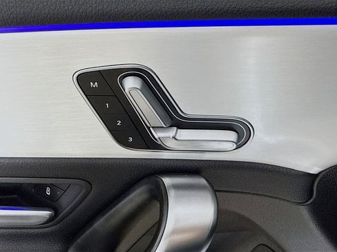 Used 2025 Mercedes-Benz CLA 250 4MATIC image 22