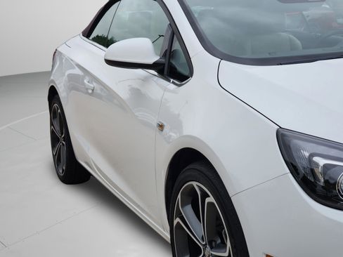 Used 2019 Buick Cascada Premium FWD image 36