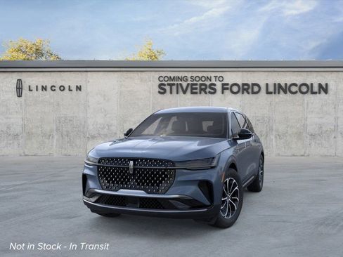 New 2026 Lincoln Nautilus Premier image 2