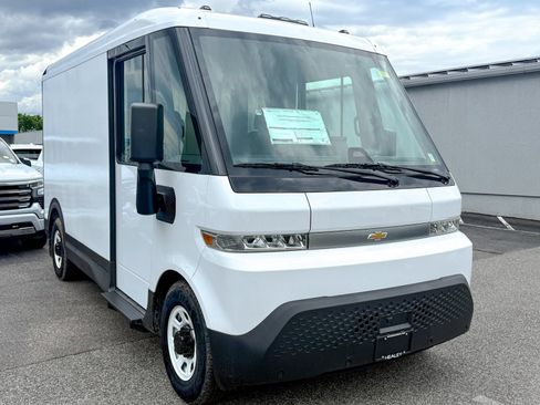 New 2026 Chevrolet Brightdrop 400 w/ Battery Pack, Max Range AWD/4WD image 1