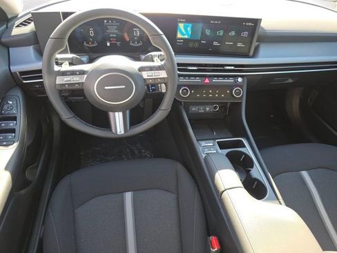 New 2026 Hyundai Sonata SEL image 3