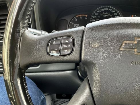 Used 2004 Chevrolet Silverado 2500 LT w/ Skid Plate Package image 12