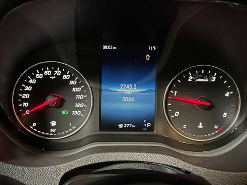 Used 2025 Mercedes-Benz Sprinter 2500 image 23