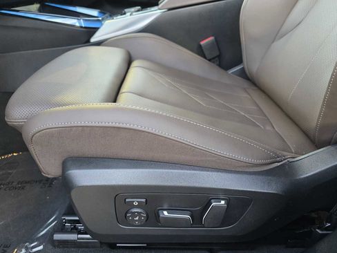 Used 2025 BMW X3 M50 image 12