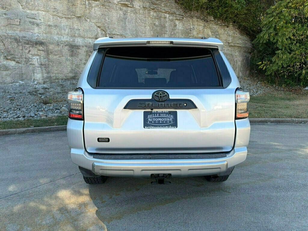 Used 2016 Toyota 4Runner Trail Premium AWD/4WD image 8