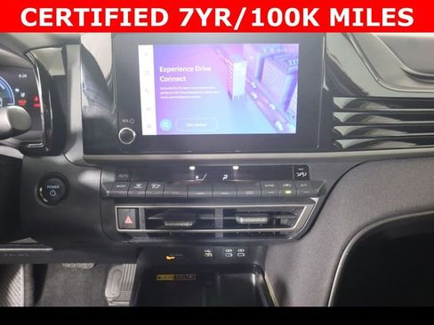 Used 2025 Toyota Camry LE image 24