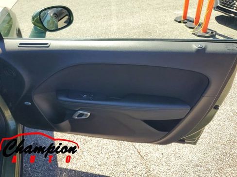 Used 2023 Dodge Challenger SXT RWD image 34