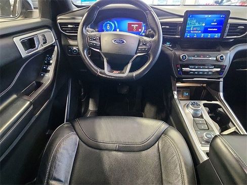 Certified 2020 Ford Explorer ST image 9