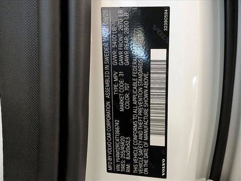 New 2026 Volvo XC60 B5 Plus w/ Climate Package AWD/4WD image 20