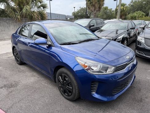 Used 2020 Kia Rio S FWD image 2