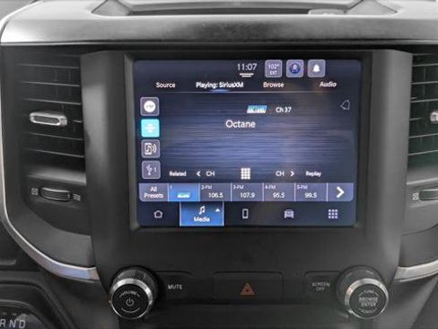 Used 2024 RAM 2500 Big Horn w/ Bed Utility Group image 29