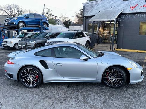 Used 2015 Porsche 911 4 Coupe image 7