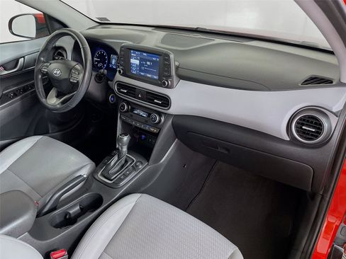 Used 2019 Hyundai Kona Limited image 31