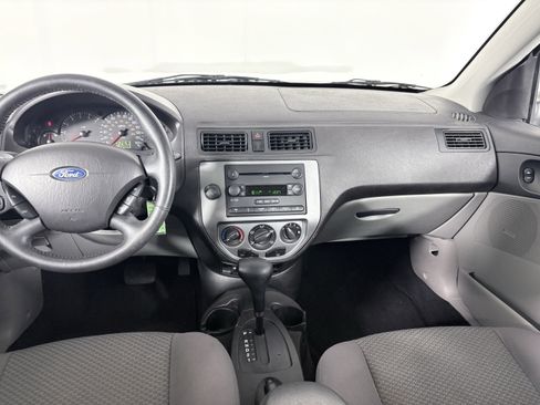 Used 2007 Ford Focus SE image 36