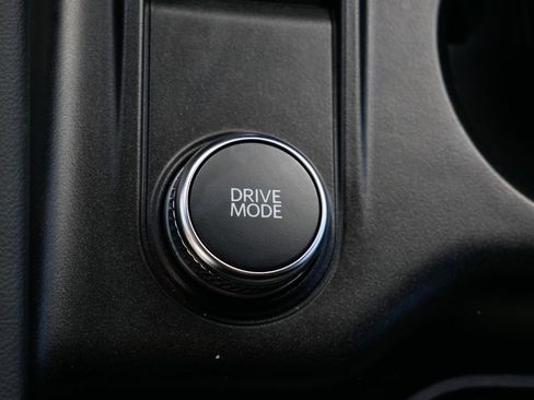 Certified 2025 Ford Explorer ST-Line w/ ST-Line Street Pack image 24