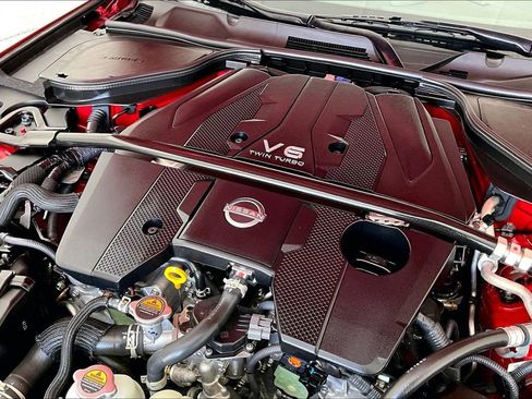 Used 2024 Nissan Z NISMO w/ Floor Mat Package image 37