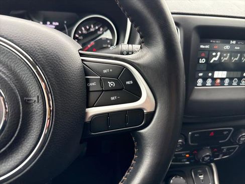 Used 2019 Jeep Compass Latitude AWD/4WD image 19