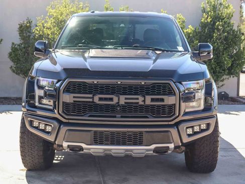 Used 2018 Ford F150 Raptor w/ Equipment Group 802A Luxury AWD/4WD image 2