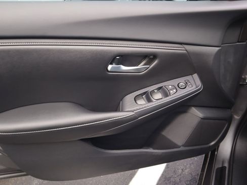 New 2025 Nissan Sentra SV w/ Trunk Package image 15