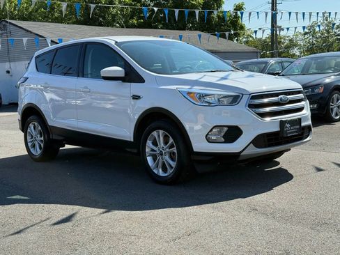 Used 2017 Ford Escape SE image 15