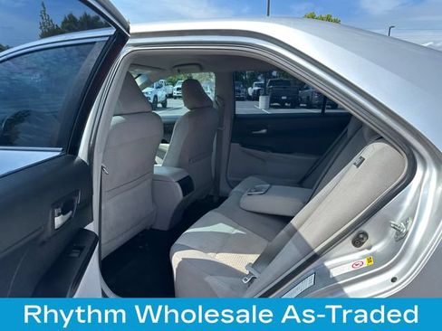 Used 2013 Toyota Camry LE FWD image 13