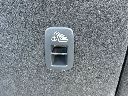 Certified 2025 Nissan Pathfinder SL w/ SL Premium Package image 17