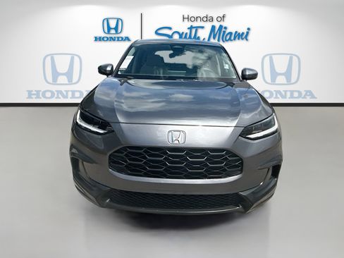 Used 2024 Honda HR-V LX image 2