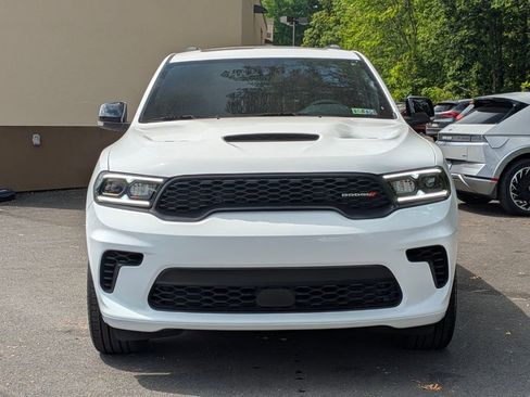 Used 2024 Dodge Durango GT image 2