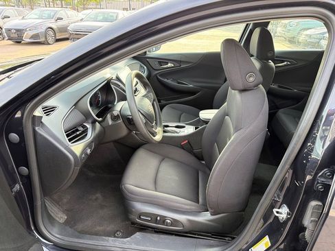 Used 2023 Chevrolet Malibu LT w/ Driver Confidence Package image 9