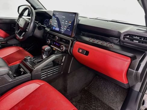 Certified 2025 Toyota Tacoma TRD Pro AWD/4WD image 33