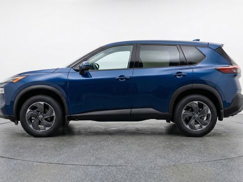 Used 2025 Nissan Rogue SV image 5