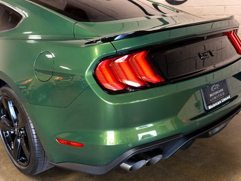 Used 2022 Ford Mustang GT Premium w/ Black Accent Package RWD image 20