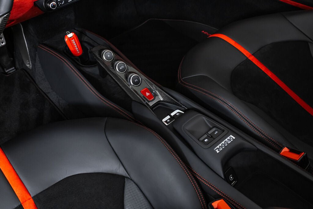 Used 2022 Ferrari F8 Tributo RWD image 50