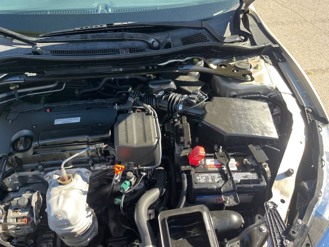 Used 2016 Honda Accord EX-L image 38