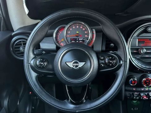 Used 2015 MINI Cooper 2-Door Hardtop image 47