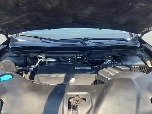 Used 2019 Honda Pilot Touring image 35