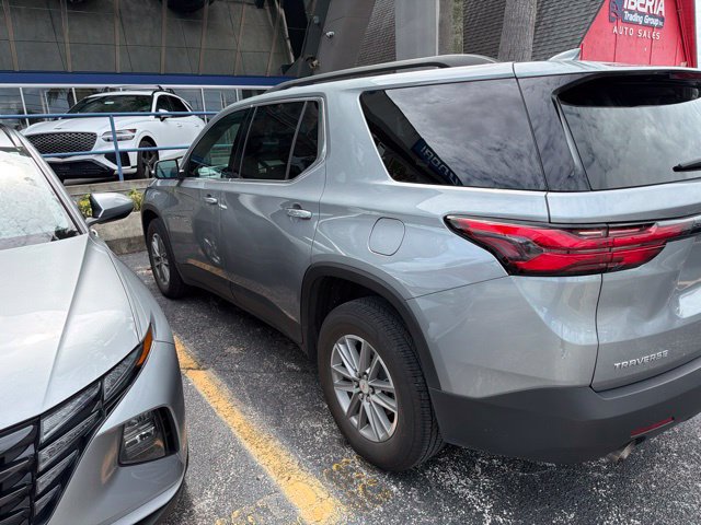 Used 2023 Chevrolet Traverse LT FWD image 4