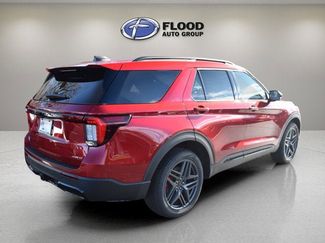 New 2026 Ford Explorer ST-Line w/ ST-Line Street Pack video 2