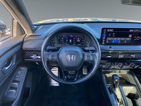 Used 2024 Honda Accord Sport image 12